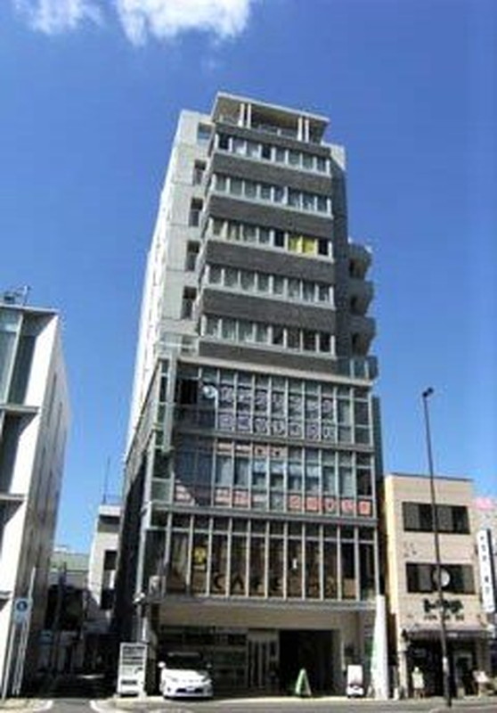 福岡市中央区サンクス渡辺通りの物件外観