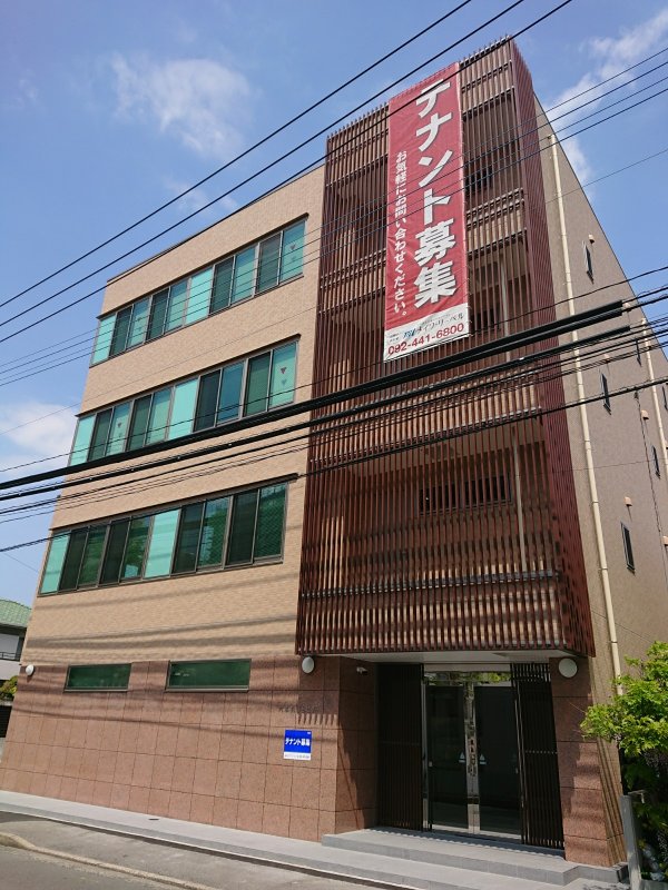 福岡市中央区六本松USビルの物件外観