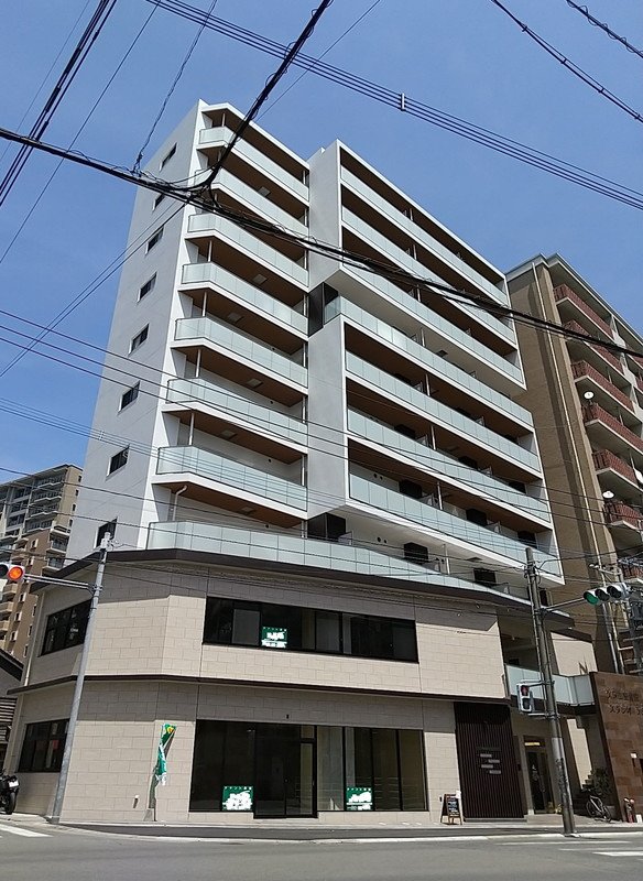 福岡市中央区プレベール平尾駅前の物件外観